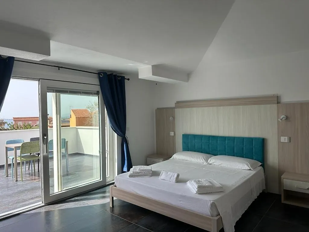 招待所 Resort Beach Cala Goloritze 圣玛丽亚纳瓦雷
