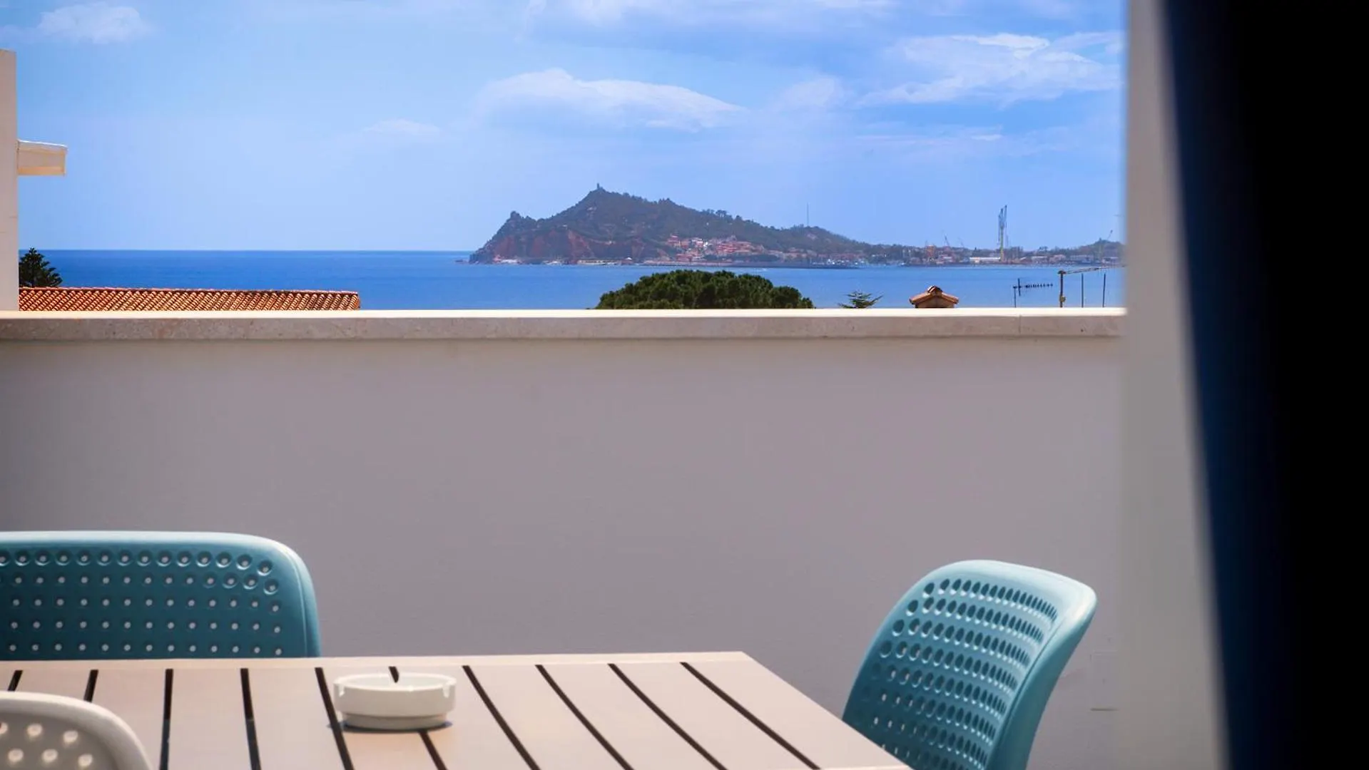 Resort Beach Cala Goloritze 圣玛丽亚纳瓦雷 0*,