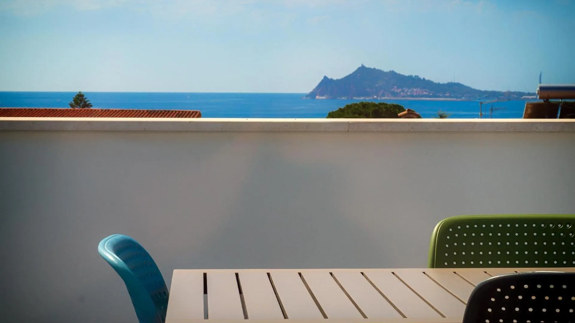 招待所 Resort Beach Cala Goloritze 圣玛丽亚纳瓦雷